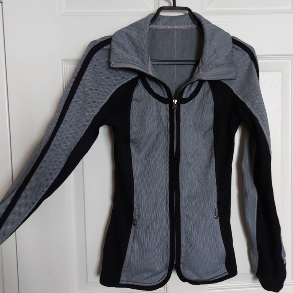 Titika Collared Stripe Black and Grey Yoga Jacket